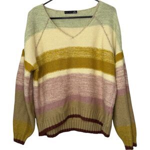 |EUC| BLACK TAPE_ Striped Knit V Neck Sweater